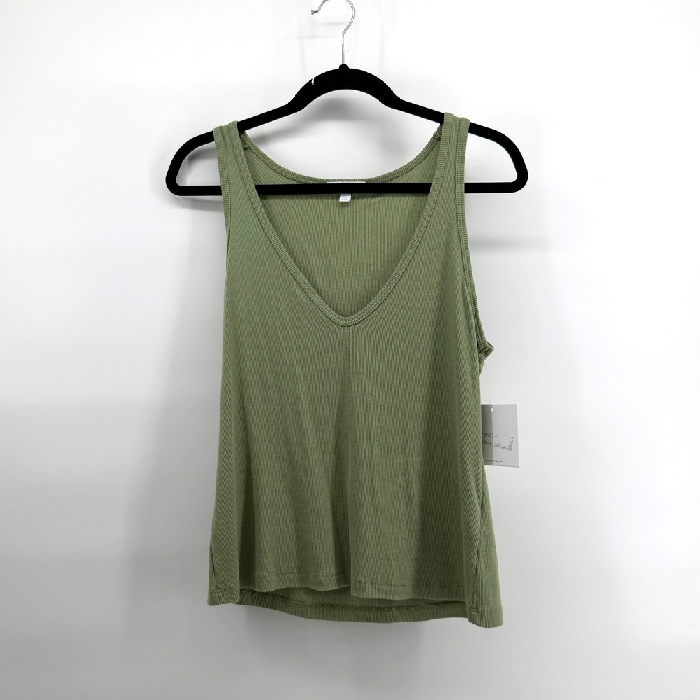 Beyond Yoga‎ Tank Top Ribbed V-Neck Large Sage Green Womens Athleisure Yoga USA